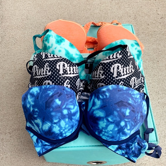 PINK Victoria's Secret Other - 4 Bundled VS Bras